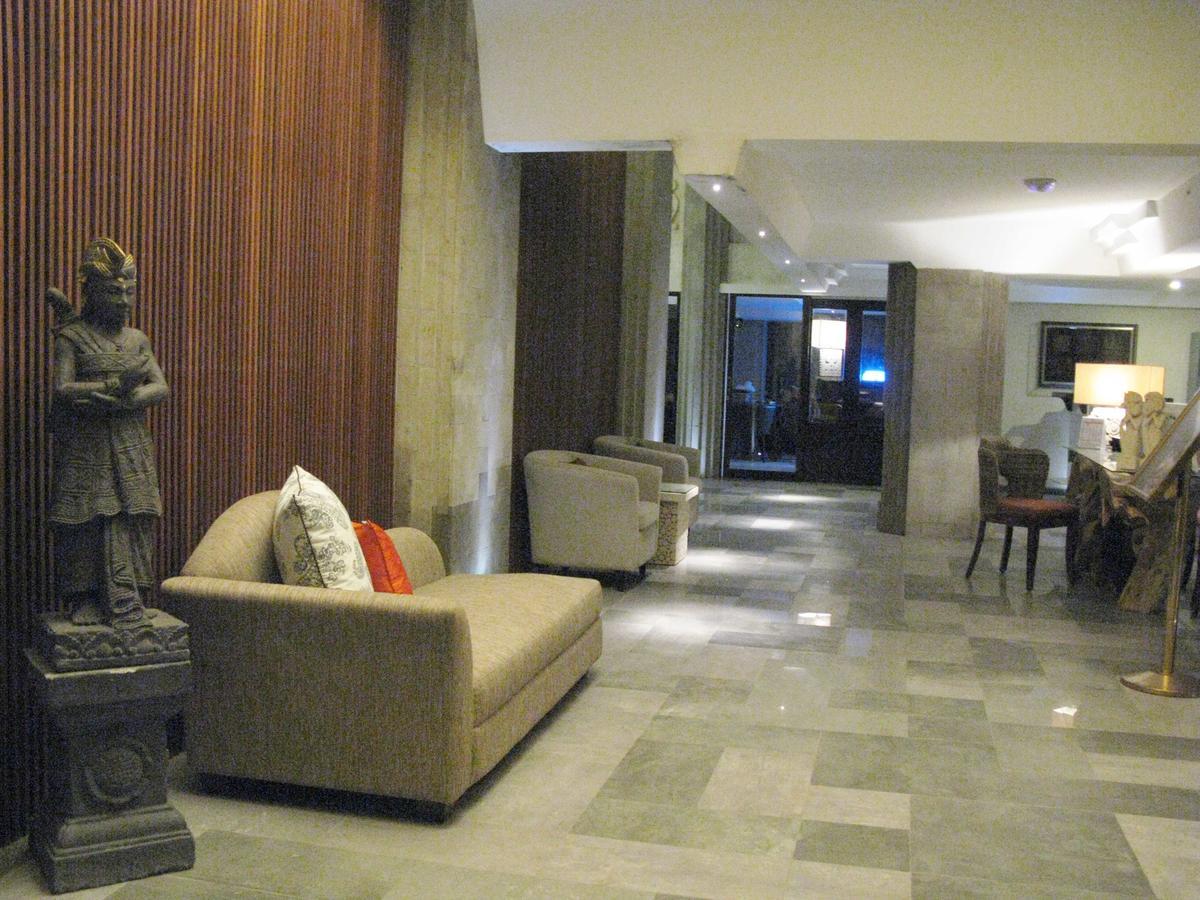 Anshel Hotel Seminyak Exterior photo