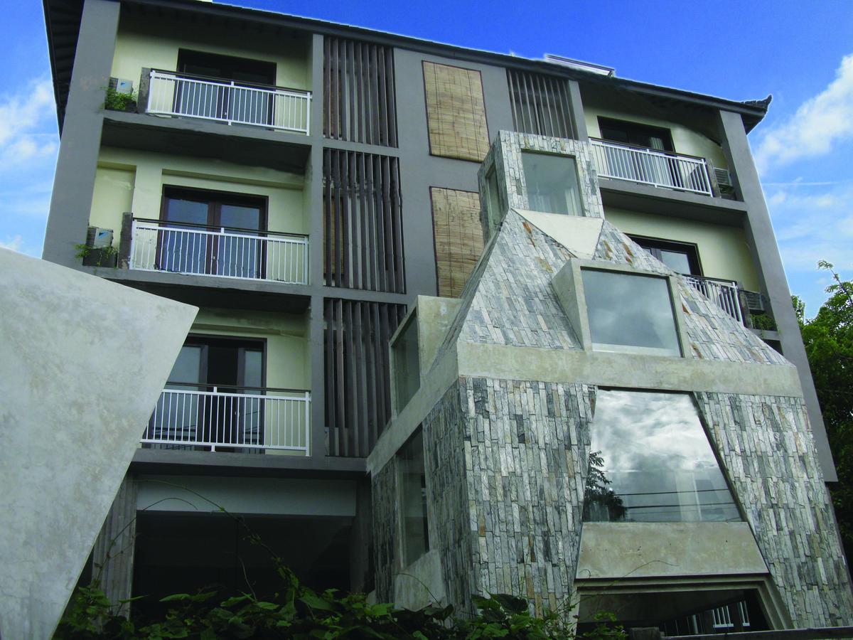 Anshel Hotel Seminyak Exterior photo