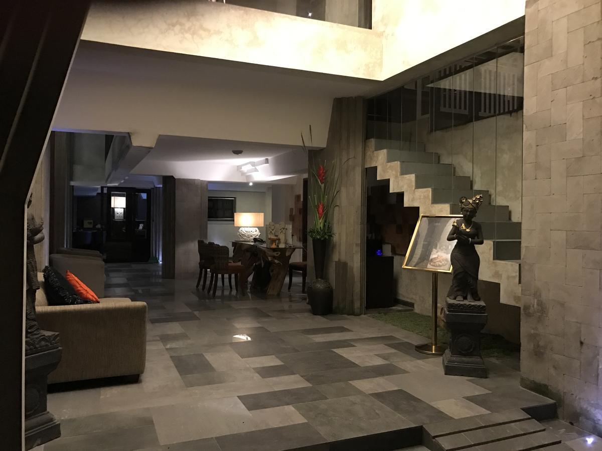 Anshel Hotel Seminyak Exterior photo